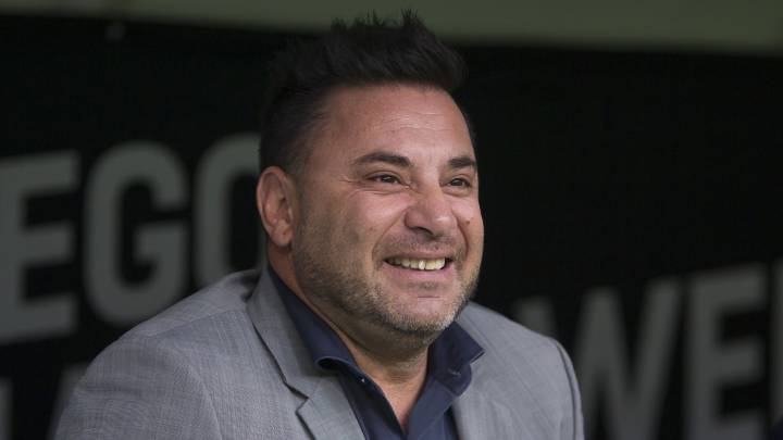Antonio Mohamed preferiría dirigir al Tri sobre la selección de Argentina