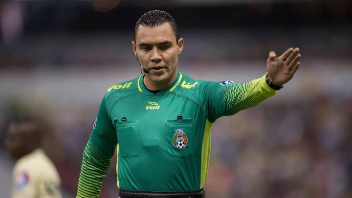 Sancionan a árbitro Marco Antonio Ortiz de Liga MX por llevar a su familia a vestidores