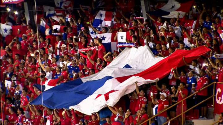 Panamá abuchea himno de México en el Rommel Fernández