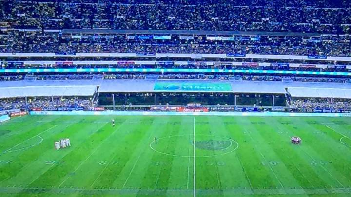 Así quedó la cancha del Azteca para el América vs Chivas