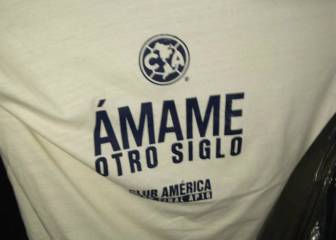 América regala camisetas con la leyenda: “Ámame otro siglo”