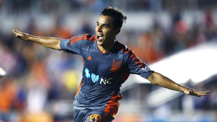 Omar Bravo se aleja de Dorados por problemas familiares