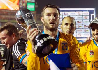 El 11 ideal de Tigres con Vargas