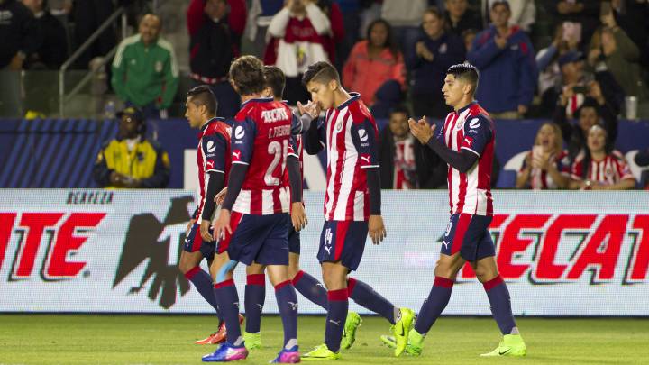 Chivas disputará cinco partidos oficiales en dos semanas