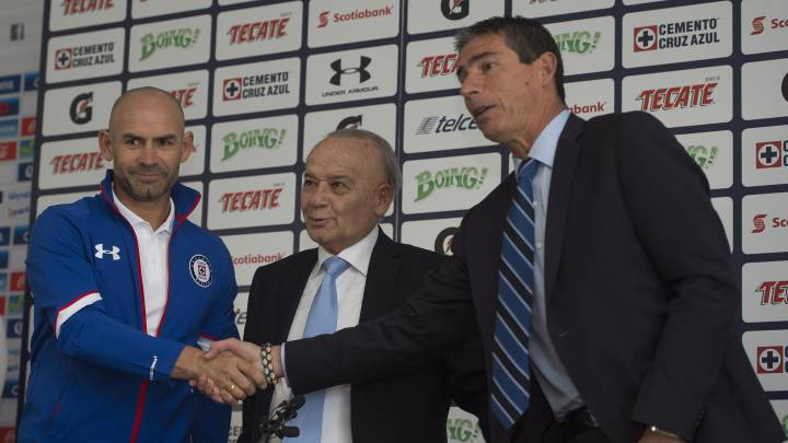 Yayo de la Torre considera responsable a Jémez de crisis en Cruz Azul