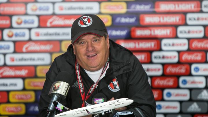 Miguel Herrera responde al Tuca: "Que se calle el hocico"