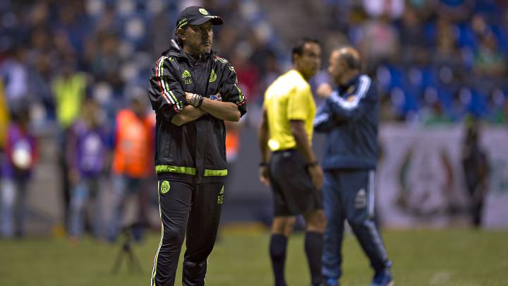El 'Potro' Gutiérrez alerta sobre escasez de delanteros mexicanos
