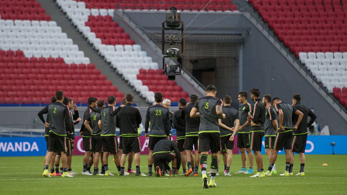 México rescata el empate ante Portugal México rescata el empate ante Portugal