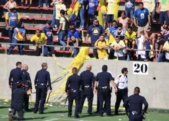 Suspenden partido de leyendas entre América y Pumas por campal