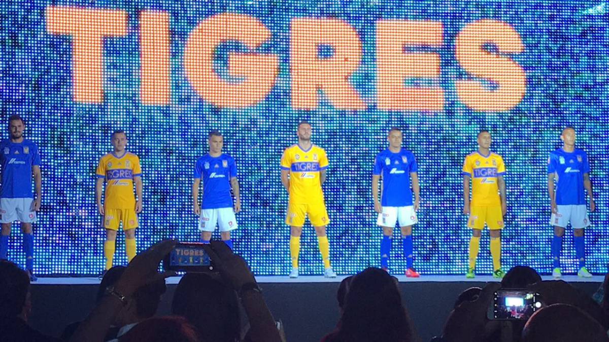 Gignac promete título para Tigres en presentación de uniforme