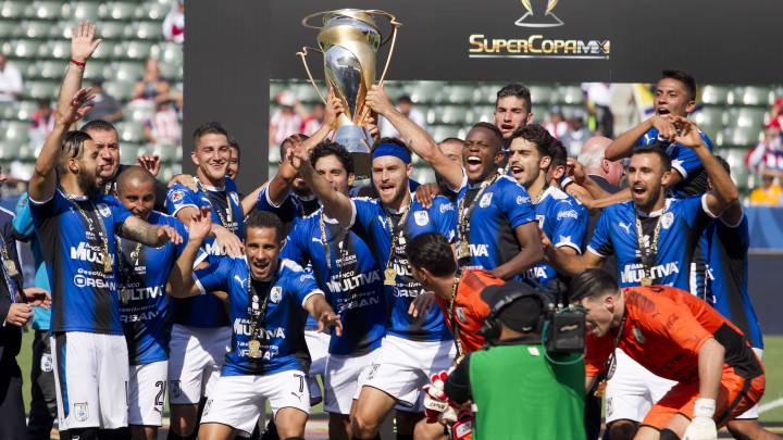 Los Gallos evitan que el América del 'Piojo' inicie el año con título