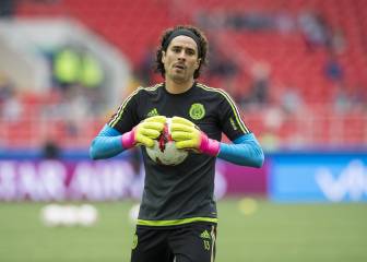 Memo Ochoa mantiene intacta la meta del Standard Lieja