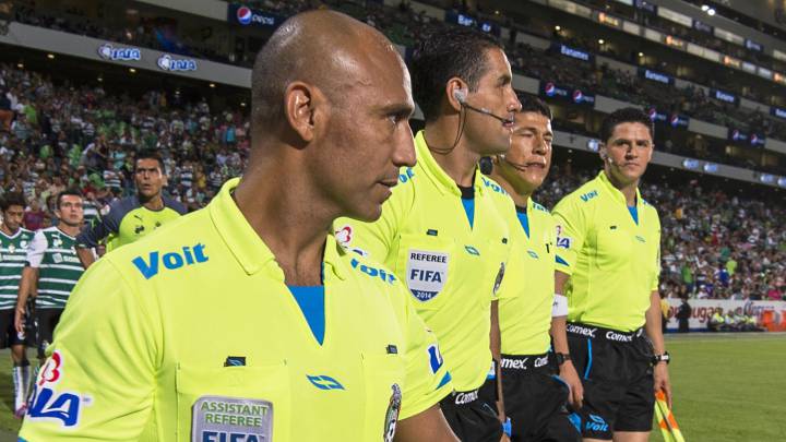 La Liga MX no contempla desalojo o suspensiónde juegos por el ‘eeeh pu…’. A través de un comunicado, la Liga Bancomer MX aclaró el protocolo.