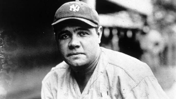 Los 11 mejores jugadores en la historia de los Yankees. Babe Ruth, Derek Jeter, Lou Gehrig, Mickey Mantle, Reggie Jackson, Mariano Rivera, Joe DiMaggio, etc
