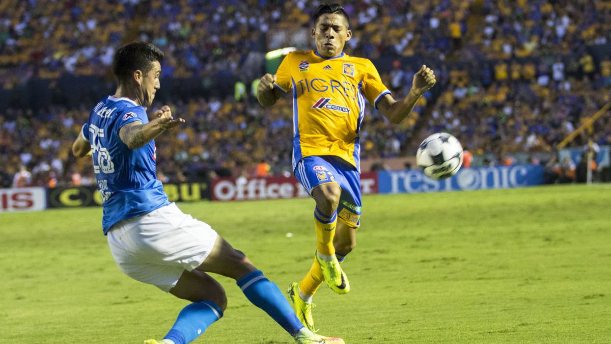 Mora debutó en México en empate de Cruz Azul por Copa MX Mora debutó en México en empate de Cruz Azul por Copa MX