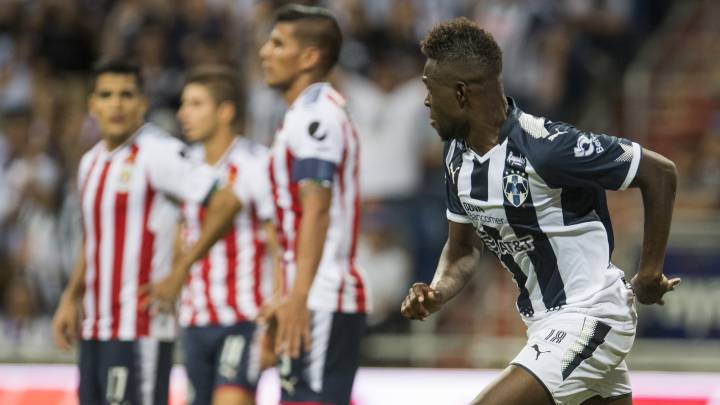 Chivas es goleado en casa del nuevo líder, Monterrey. El Campeón no logra levantar y fue goleado en casa de Rayados, a pesar de que inició ganando.