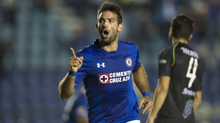 Cruz Azul respira y asalta el liderato de grupo en Copa