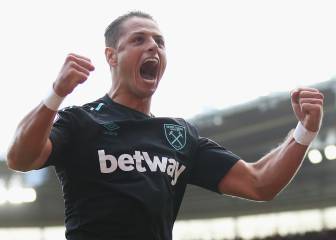 Chicharito Hernández anotó doblete en derrota del West Ham