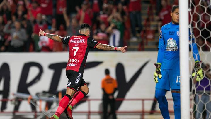 Xolos liga tres victorias y frena el paso del Pachuca