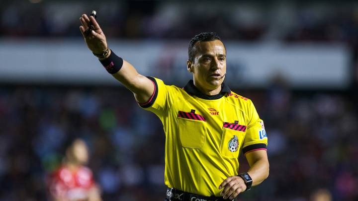 Hay 8 árbitros 'borrados' en la Liga MX. Silbantes que en el torneo pasado pitaron al menos un juego aún no han sido designados en el Apertura 2017.