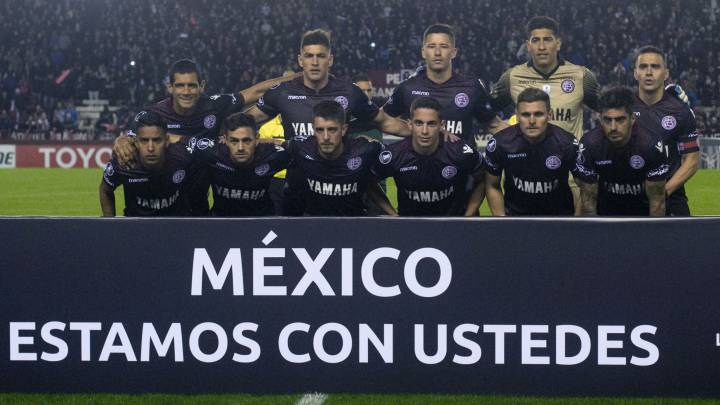 Lanús se clasificó por primera vez para las semifinales de la Copa Libertadores de América, instancia en la que enfrentará a River Plate en octubre.