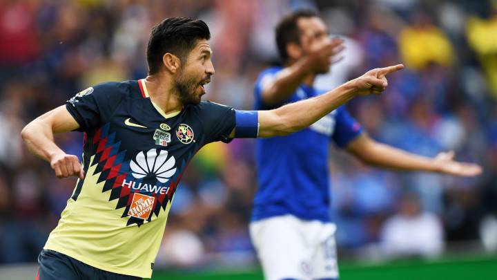 América vence a Cruz Azul a pesar de la insistencia celeste. La Máquina lo intentó con la posesión del balón en los últimos minutos, pero Uribe definió