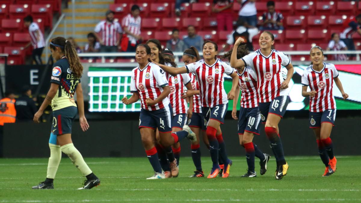 Chivas Femenil doblega a América y viaja hasta la final Chivas Femenil doblega a América y viaja hasta la final