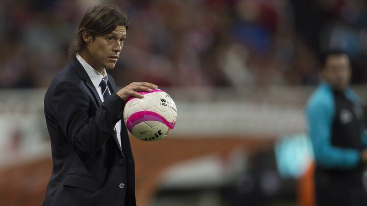 Almeyda confirma salida de ‘Gallito’ e interés en Gael Sandoval
