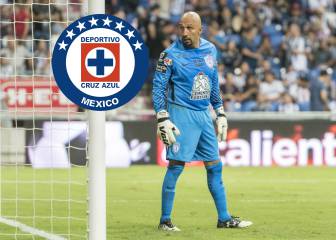 'El Conejo' Pérez postergaría retiro para volver a Cruz Azul