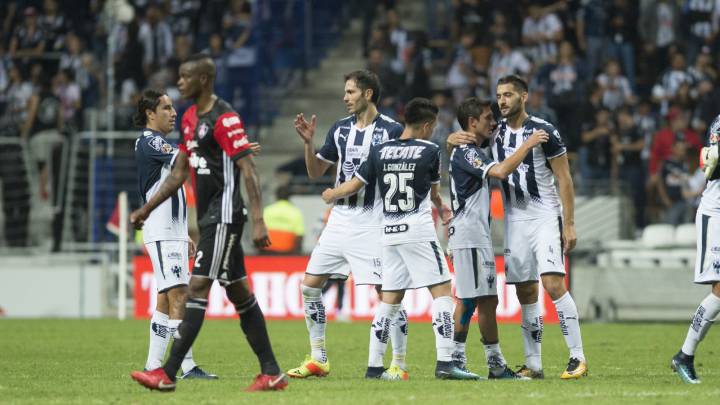 Las Chivas se mofan del Atlas y felicitan a Monterrey