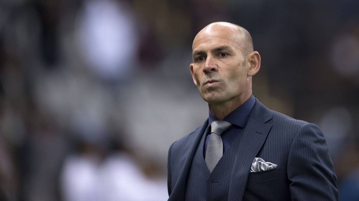 Paco Jémez se marchó de Cruz Azul para estar con su familia