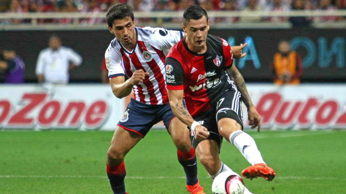 Almeyda quería que Alanís se quedara en Chivas