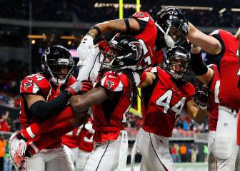Atlanta supera a Carolina y asegura postemporada
