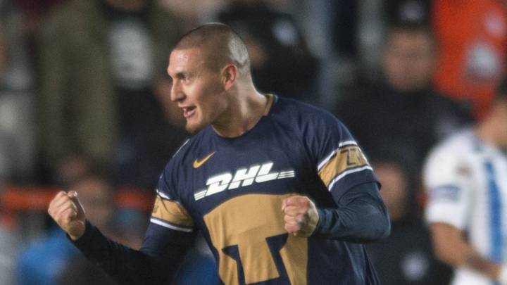 Nicolás Castillo marca casi la mitad de los goles de Pumas