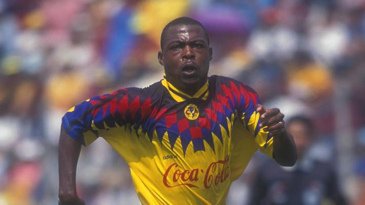 ¿Qué fue de Kalusha? El jugador que falló un gol insólito ante Cruz Azul