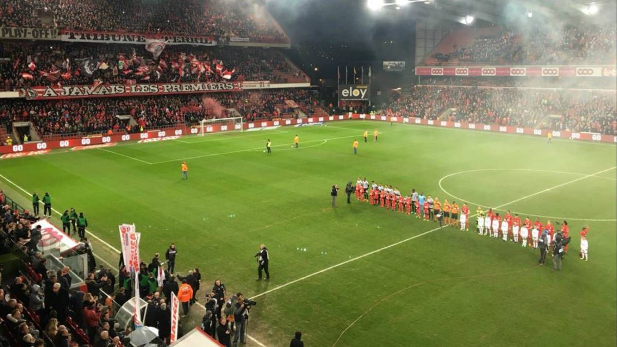 Guillermo Ochoa fue banca por segunda ocasión en la liga de Bélgica con el Standard Lieja.