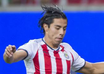 Galindo Jr. vuelve a protagonizar error en defensa de Chivas