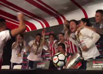 Euforia 'chiva' interrumpe la conferencia de Almeyda