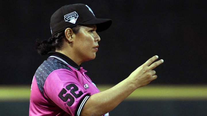 Luz Alicia Gordoa se convierte en la primera ampáyer en la historia de la LMB