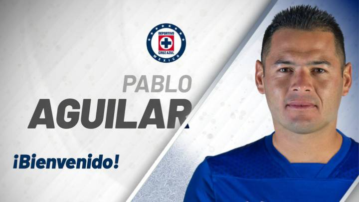 Cruz Azul hace oficial la llegada de Pablo Aguilar.
