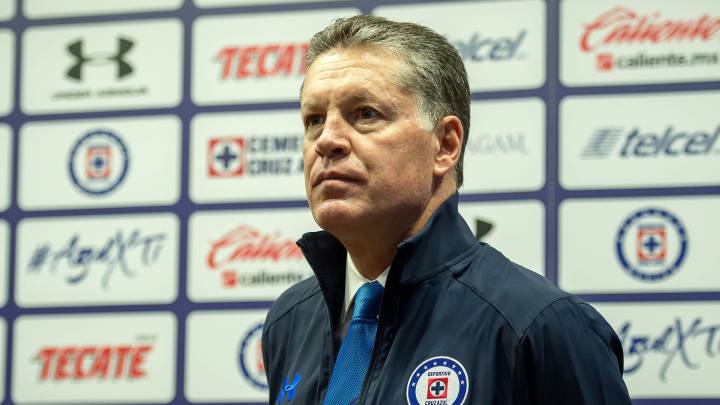 ¡Cruz Azul no para! Aún faltan cuatro refuerzos: Ricardo Peláez, director deportivo de 'La Máquina', reveló que aún están por cerrar el fichaje de tres mexicanos y un extranjero de cara al Apertura 2018.