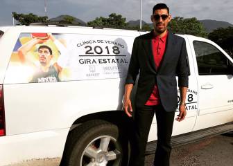 Gustavo Ayón dará clínicas gratruitas de basquetbol