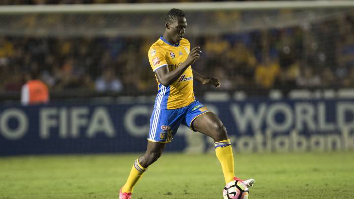 Luis Advíncula