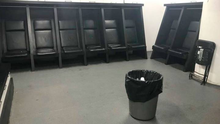 Cruz Azul emula hábito de Japón y limpia su vestidor