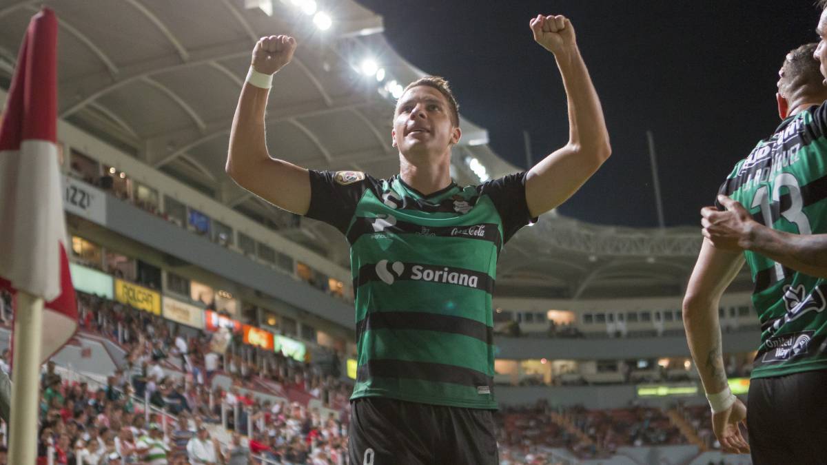 Santos Laguna se impone al Necaxa con gol de Julio Furch