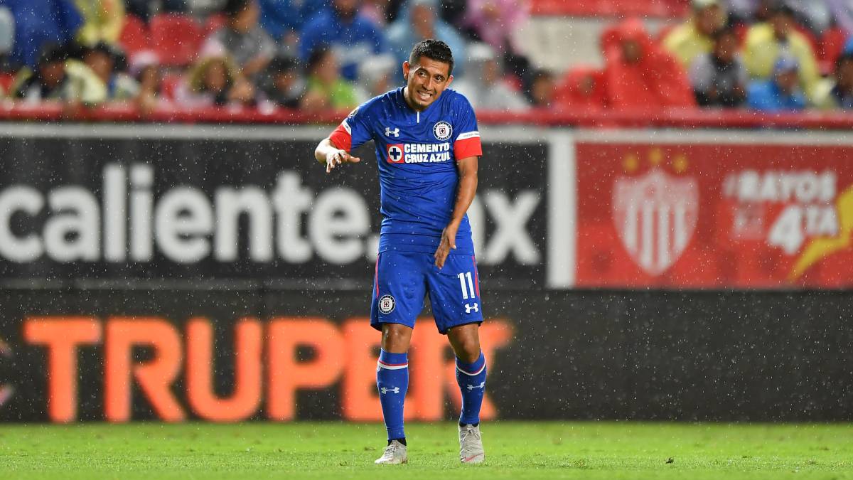Elías Hernández, Cruz Azul