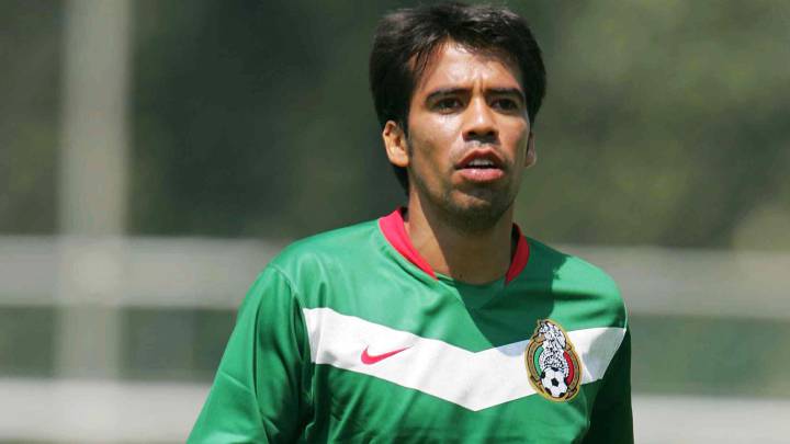 Stuttgart le pidió a Pavel Pardo que no fuera al Tri