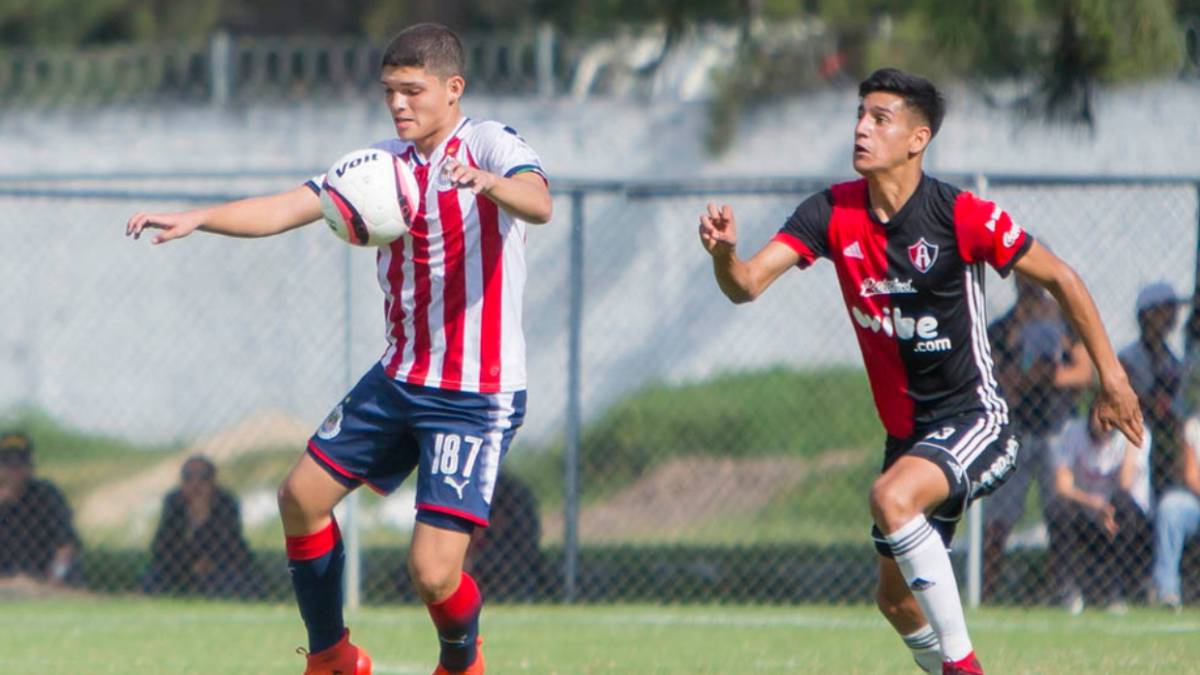 Sebastián Martínez, Chivas