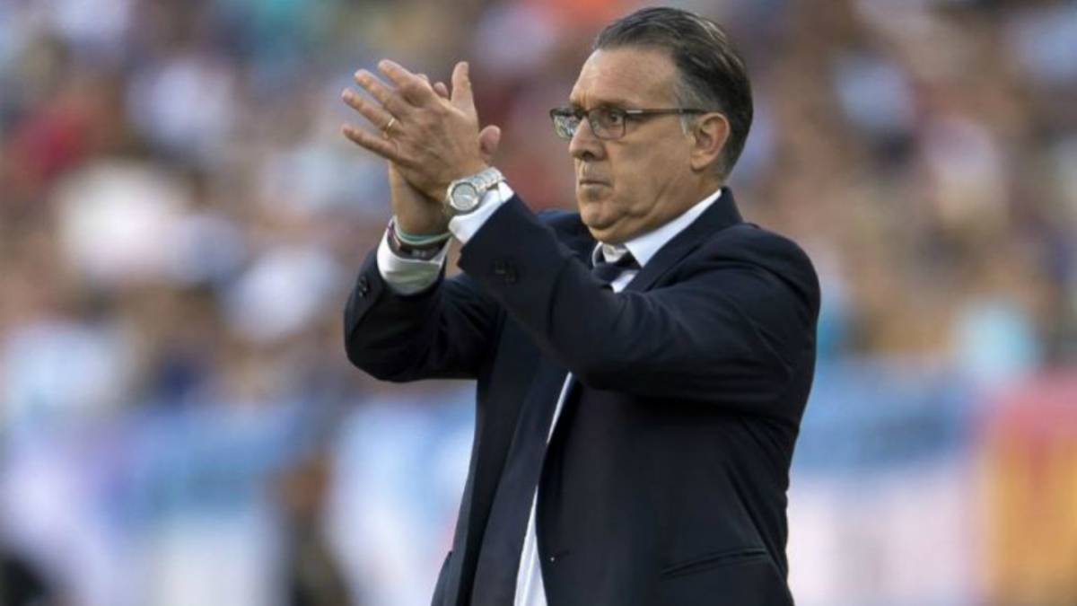 El comentarista de Azteca Deportes precisó que Gerardo Martina será el próximo estratega de la Selección Mexicana, incluso confesó en qué fecha arribará