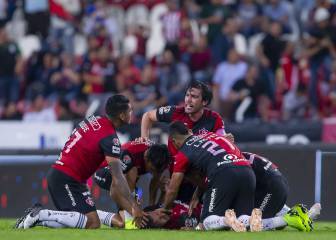 El VAR debuta con dos penaltis y un triunfo dramático del Atlas